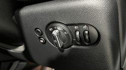 2023 (23) MINI HATCHBACK 1.5 Cooper Classic Premium 3dr 4782036