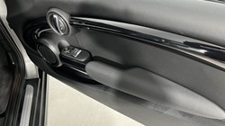 2023 (23) MINI HATCHBACK 1.5 Cooper Classic Premium 3dr 4782035