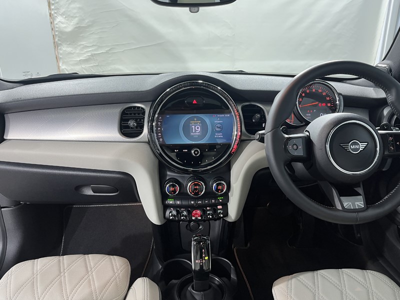 2022 (72) MINI HATCHBACK 2.0 Cooper S Exclusive 3dr Auto 4795758