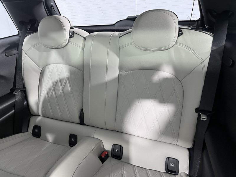 2022 (72) MINI HATCHBACK 2.0 Cooper S Exclusive 3dr Auto 4795766