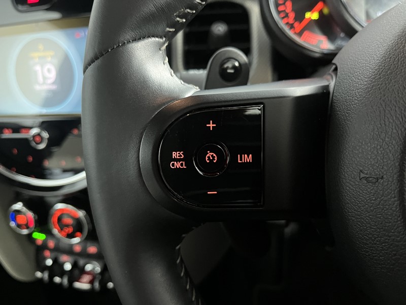 2022 (72) MINI HATCHBACK 2.0 Cooper S Exclusive 3dr Auto 4795779