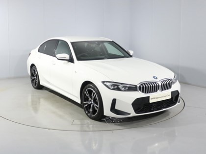 2025 (25) BMW 3 SERIES 330e 22.3 kWh M Sport 4dr Step Auto