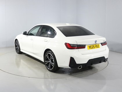 2025 (25) BMW 3 SERIES 330e 22.3 kWh M Sport 4dr Step Auto