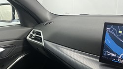 2025 (25) BMW 3 SERIES 330e 22.3 kWh M Sport 4dr Step Auto 4787148