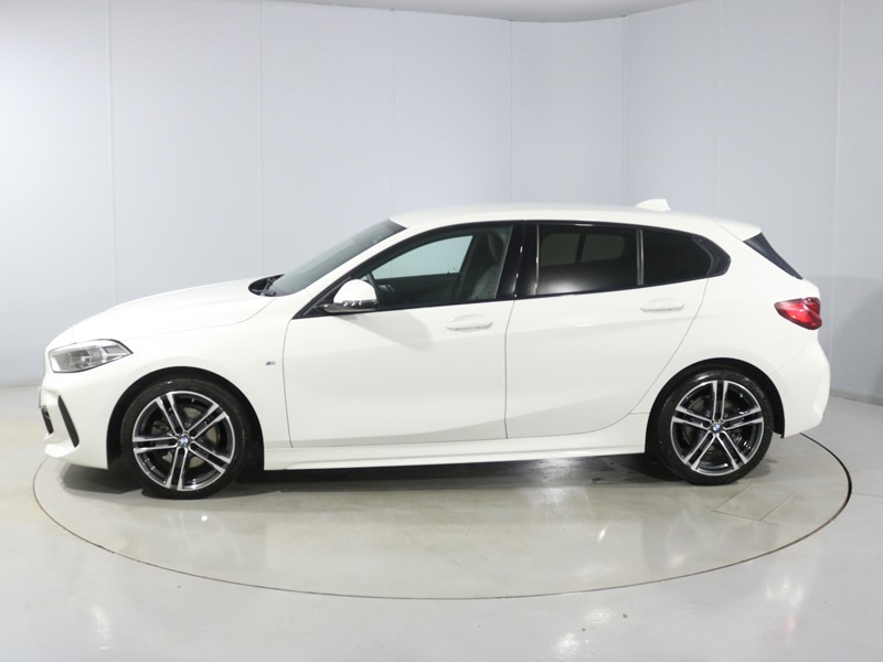 2020 (20) BMW 1 SERIES 118i M Sport 5dr Step Auto 4795569