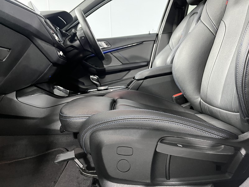 2020 (20) BMW 1 SERIES 118i M Sport 5dr Step Auto 4795559