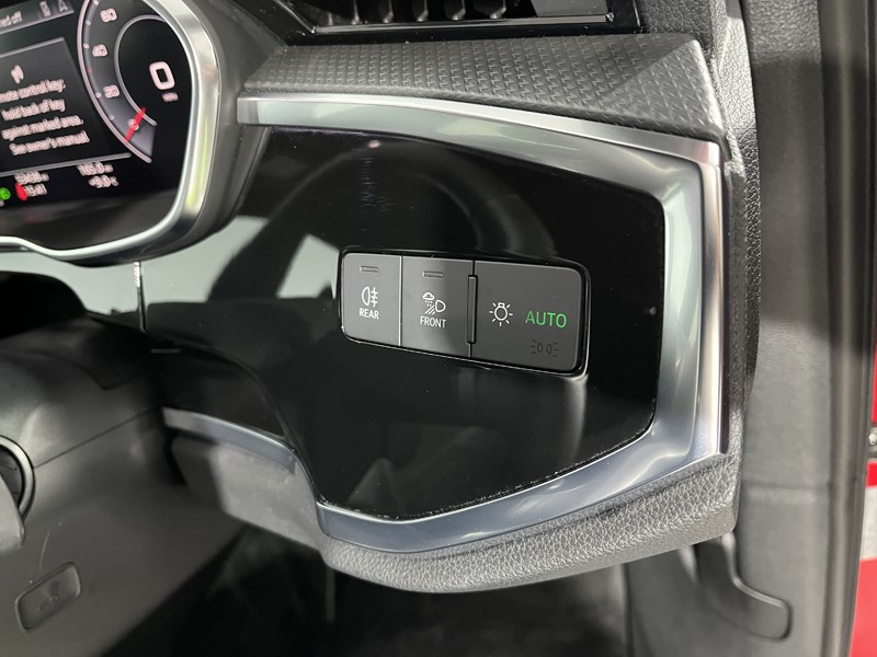 2019 (19) Audi Q3 Estate 35 TFSI S Line 5dr S Tronic 4795145