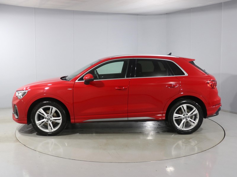 2019 (19) Audi Q3 Estate 35 TFSI S Line 5dr S Tronic 4795169