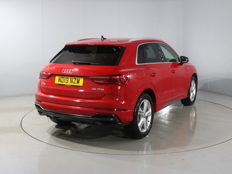 2019 (19) Audi Q3 Estate 35 TFSI S Line 5dr S Tronic 4795168