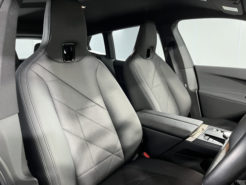 2023 (73) BMW iX 240kW xDrive40 M Sport 76.6kWh 5dr Auto 4790568