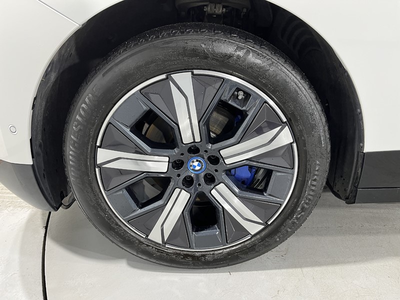 2023 (73) BMW iX 240kW xDrive40 M Sport 76.6kWh 5dr Auto 4790571