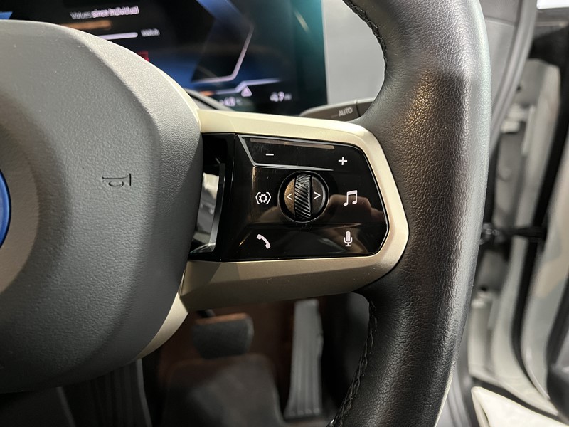 2023 (73) BMW iX 240kW xDrive40 M Sport 76.6kWh 5dr Auto 4790581