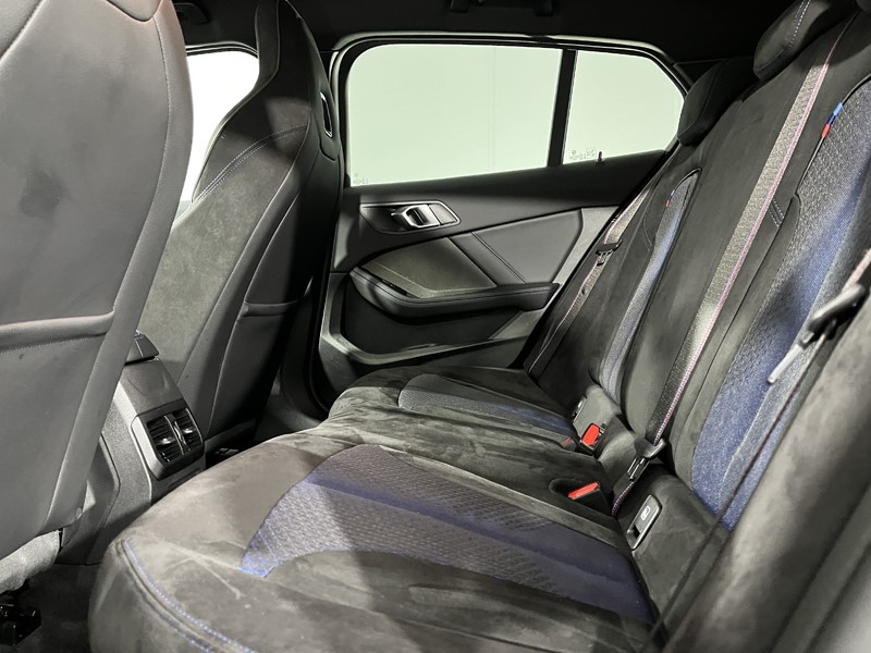 2024 (24) BMW 1 SERIES M135i xDrive 5dr Step Auto 4800444