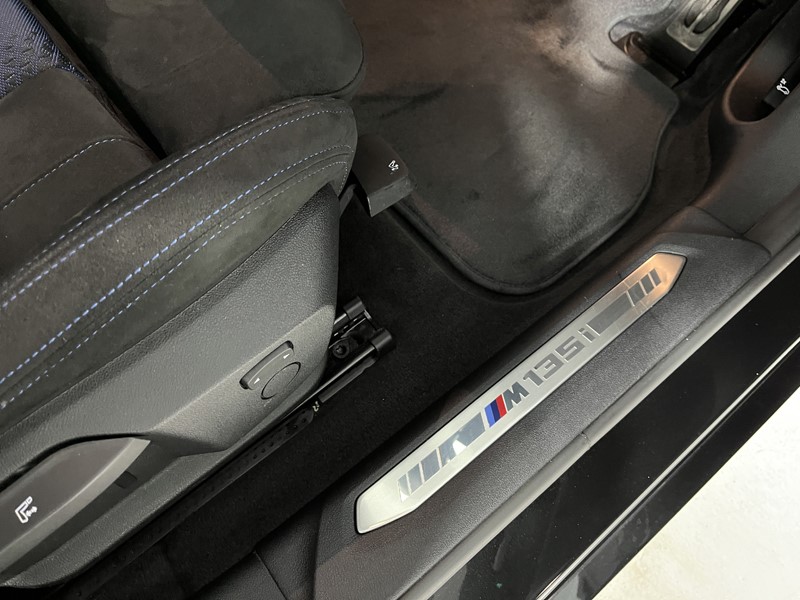 2024 (24) BMW 1 SERIES M135i xDrive 5dr Step Auto 4800424