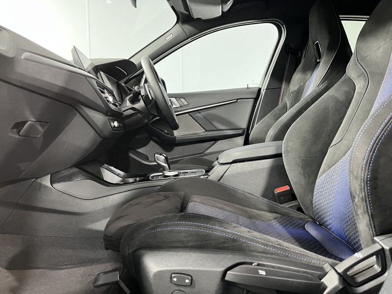 2024 (24) BMW 1 SERIES M135i xDrive 5dr Step Auto 4800443