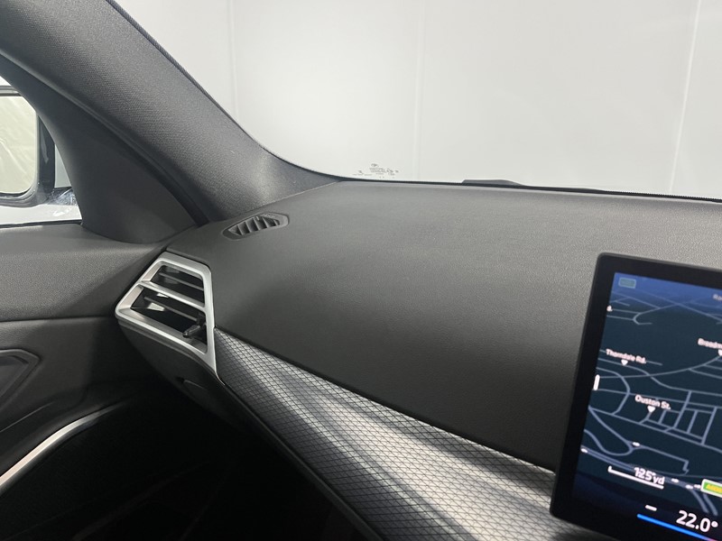 2025 (25) BMW 3 SERIES 320i M Sport 4dr Step Auto 4883044