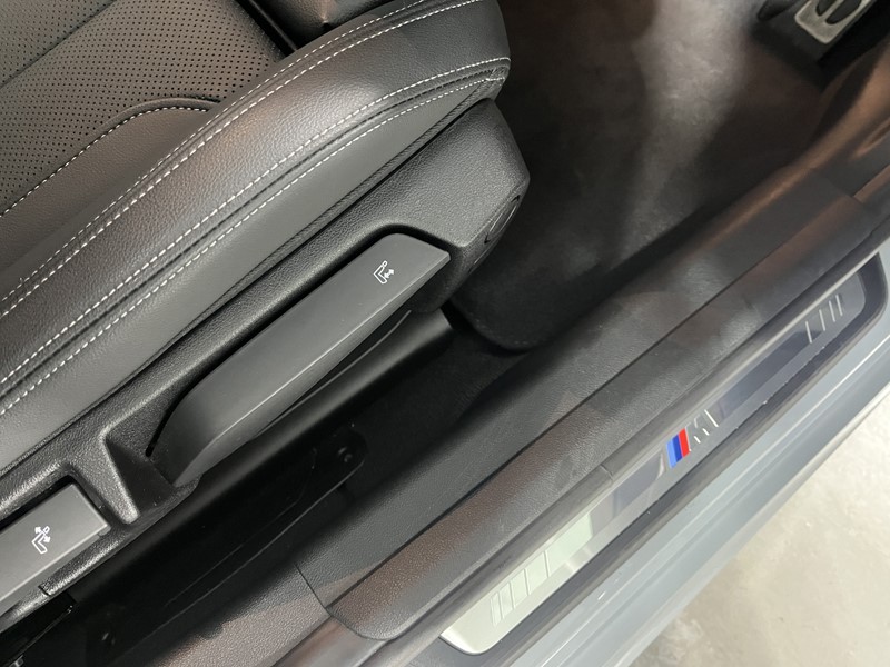 2025 (25) BMW 3 SERIES 320i M Sport 4dr Step Auto 4883037