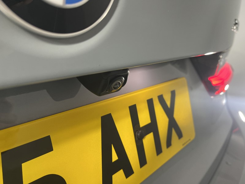 2025 (25) BMW 3 SERIES 320i M Sport 4dr Step Auto 4883065