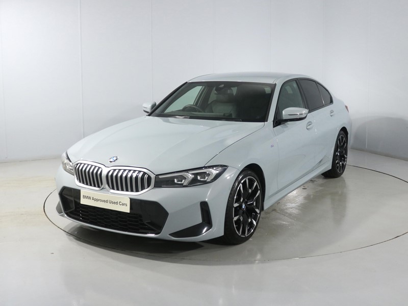 2025 (25) BMW 3 SERIES 320i M Sport 4dr Step Auto 4883066