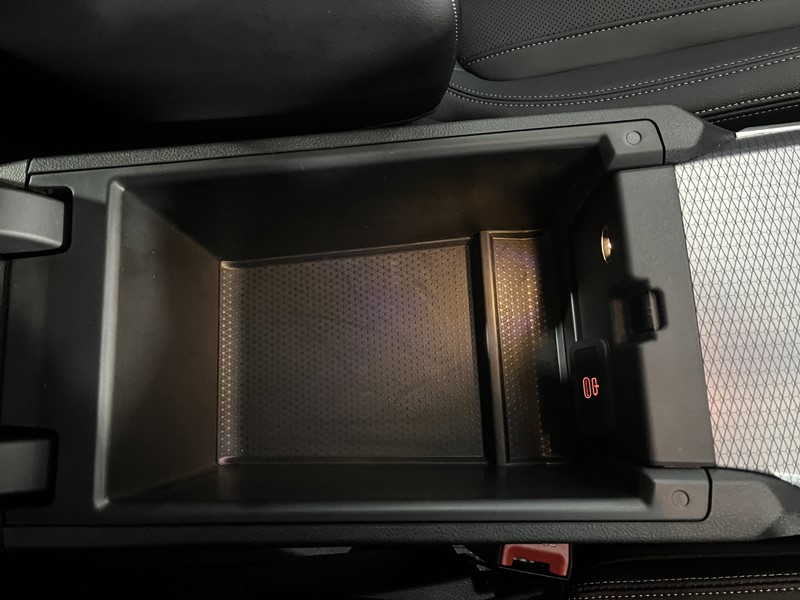 2025 (25) BMW 3 SERIES 320i M Sport 4dr Step Auto 4883053