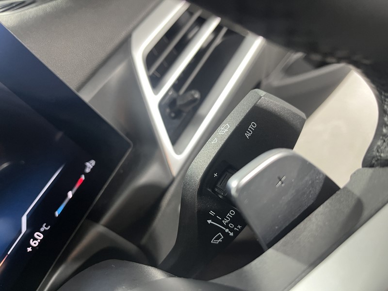 2025 (25) BMW 3 SERIES 320i M Sport 4dr Step Auto 4883043