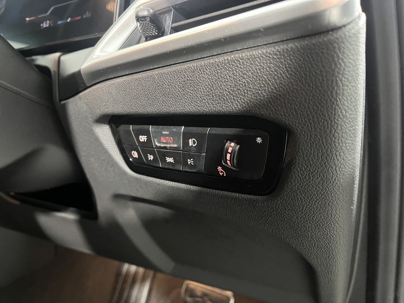 2025 (25) BMW 3 SERIES 320i M Sport 4dr Step Auto 4883039