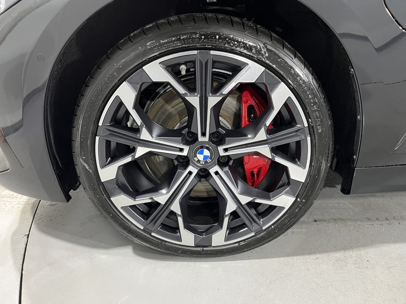 2025 (75) BMW 3 SERIES 330e 22.3 kWh M Sport 4dr Step Auto [Pro Pack] 5070262