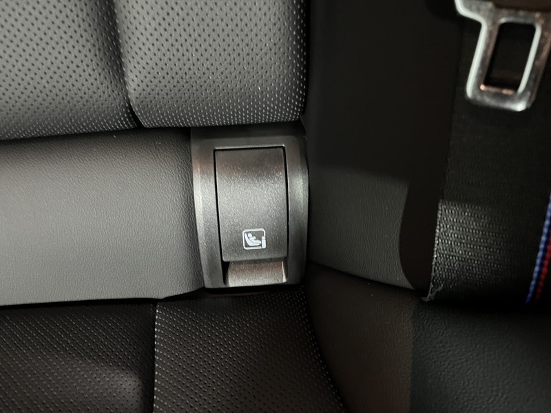 2025 (75) BMW 3 SERIES 330e 22.3 kWh M Sport 4dr Step Auto [Pro Pack] 5070286