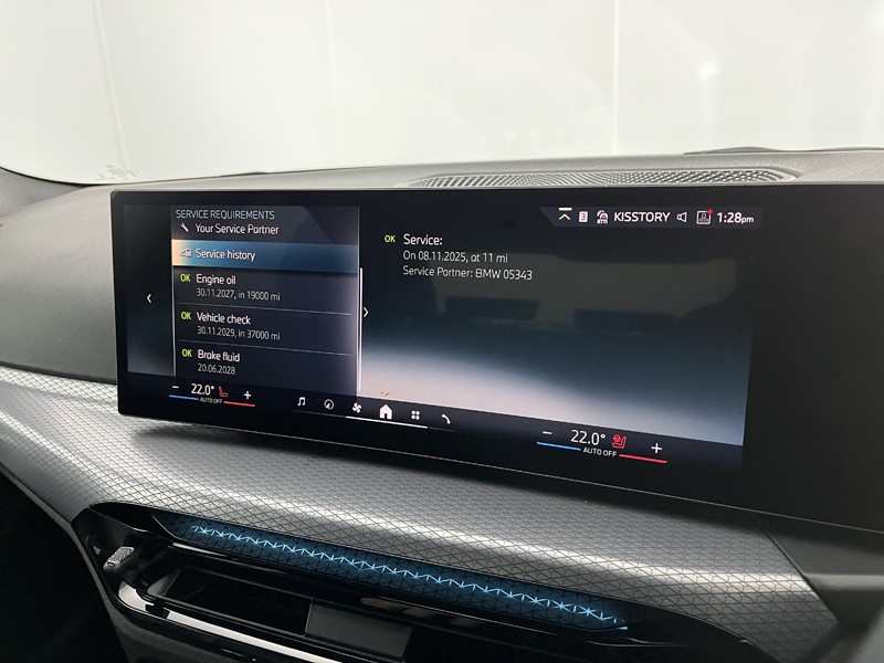 2025 (75) BMW 3 SERIES 330e 22.3 kWh M Sport 4dr Step Auto [Pro Pack] 5070277