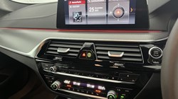 2017 (17) BMW 5 SERIES 520d M Sport 5dr Auto 4813498