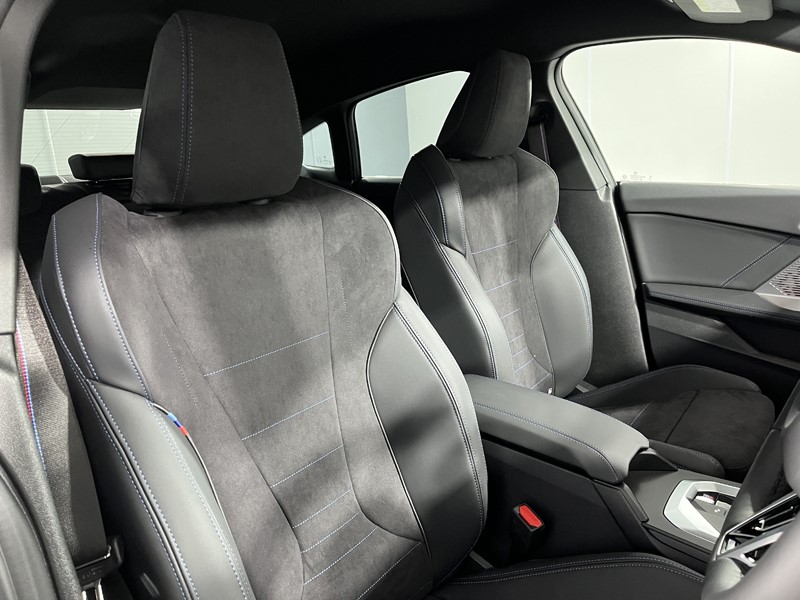 2025 (75) BMW 2 SERIES 220 M Sport 4dr Step Auto [Tech PLUS/Pro Pack] 5070833