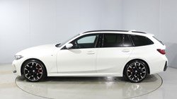 2025 (25) BMW 3 SERIES 320i M Sport 5dr Step Auto 4800557