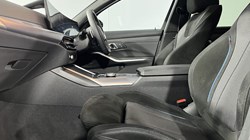 2025 (25) BMW 3 SERIES 320i M Sport 5dr Step Auto 4800543