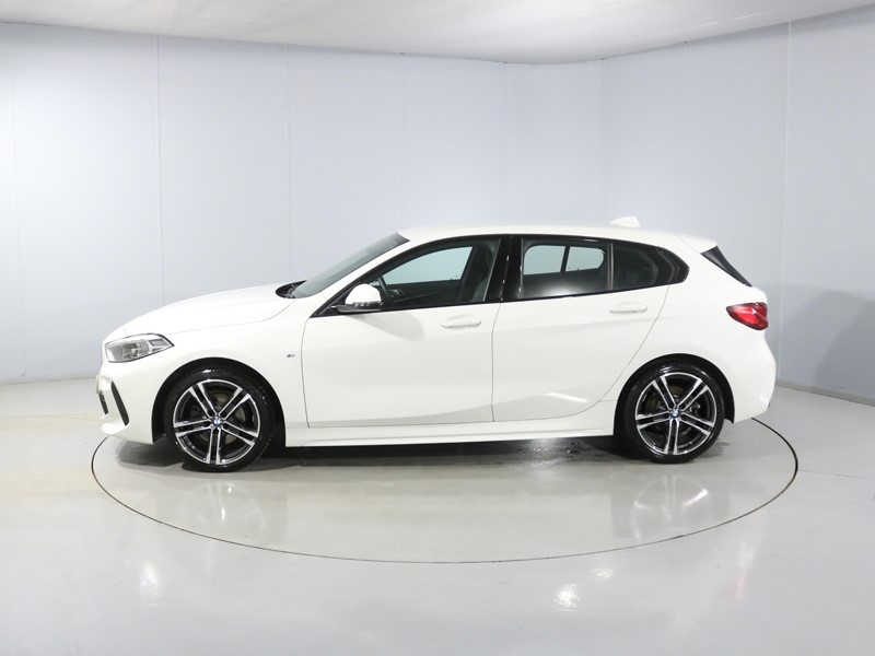 2022 (72) BMW 1 SERIES 118i [136] M Sport 5dr Step Auto [LCP] 4844629