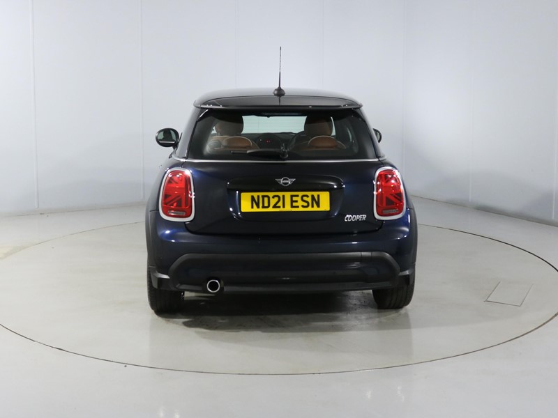 2021 (21) MINI HATCHBACK 1.5 Cooper Exclusive 3dr Auto 4854028