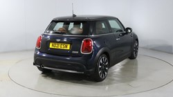 2021 (21) MINI HATCHBACK 1.5 Cooper Exclusive 3dr Auto 4854056