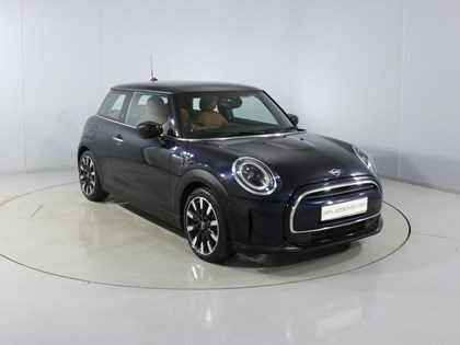 2021 (21) MINI HATCHBACK 1.5 Cooper Exclusive 3dr Auto
