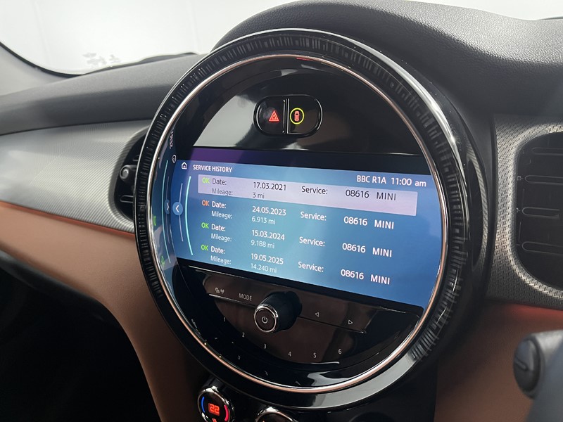 2021 (21) MINI HATCHBACK 1.5 Cooper Exclusive 3dr Auto 4854043