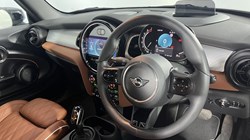 2021 (21) MINI HATCHBACK 1.5 Cooper Exclusive 3dr Auto 4854019