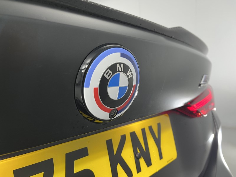 2025 (75) BMW M4 xDrive 530 Competition M 2dr Step Auto 5157504