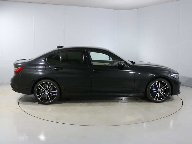 2021 (71) BMW 3 SERIES 330d xDrive MHT M Sport 4dr Step Auto 4866715