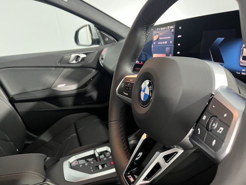 2025 (25) BMW 2 SERIES 223 xDrive M Sport 4dr Step Auto 4829685