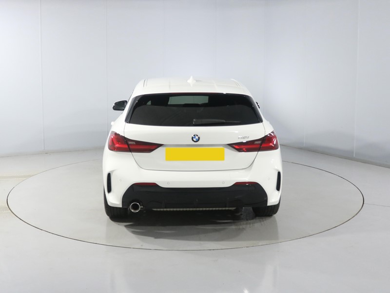 2022 (72) BMW 1 SERIES 118i [136] M Sport 5dr Step Auto [LCP] 4844434