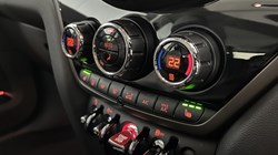 2022 (22) MINI COUNTRYMAN 1.5 Cooper Classic 5dr Auto 4858346