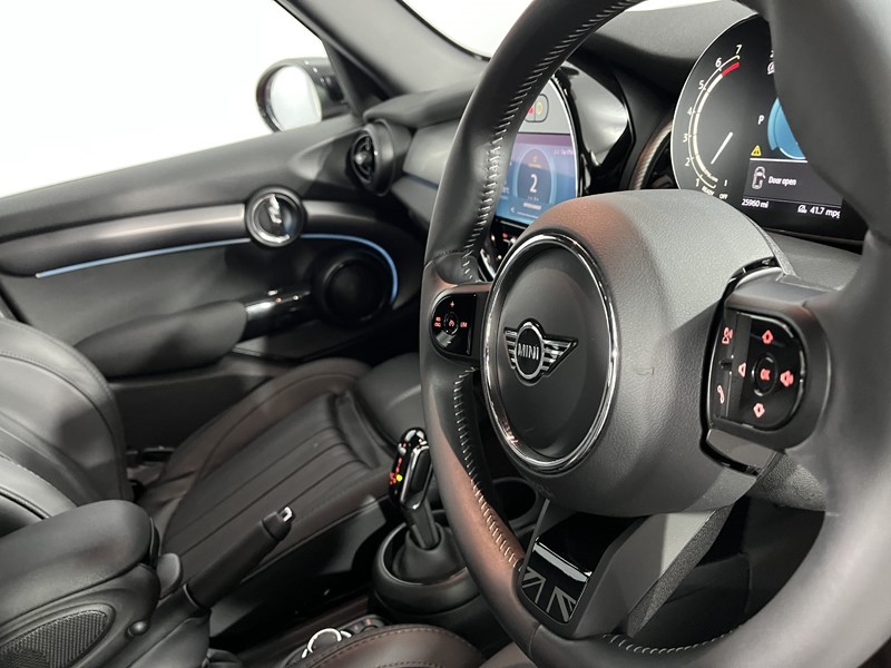 2023 (23) MINI HATCHBACK 1.5 Cooper Exclusive Premium 5dr Auto 4859516