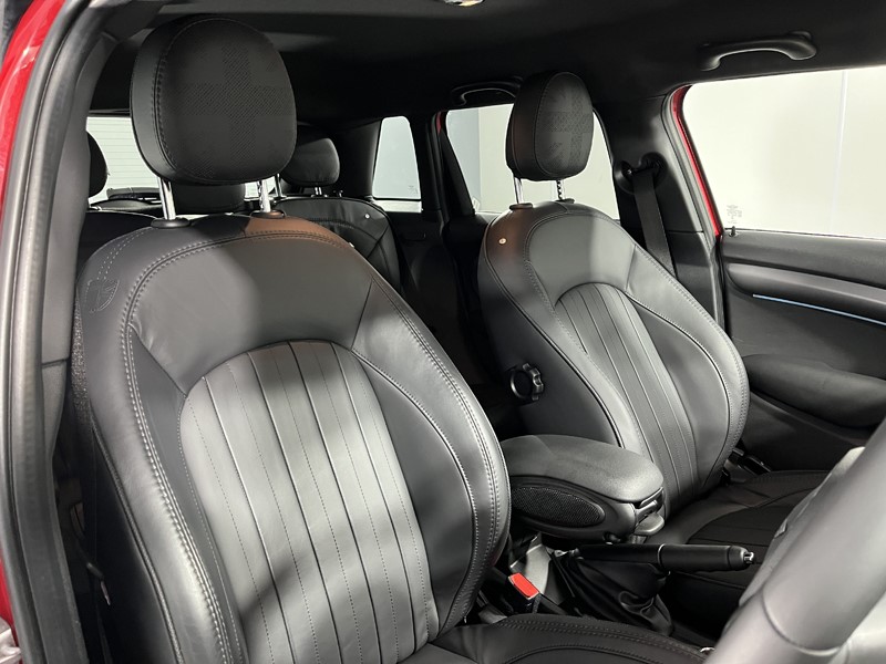 2023 (23) MINI HATCHBACK 1.5 Cooper Exclusive Premium 5dr Auto 4859506