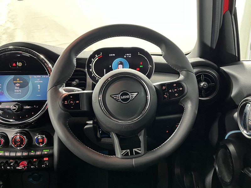 2023 (23) MINI HATCHBACK 1.5 Cooper Exclusive Premium 5dr Auto 4859500