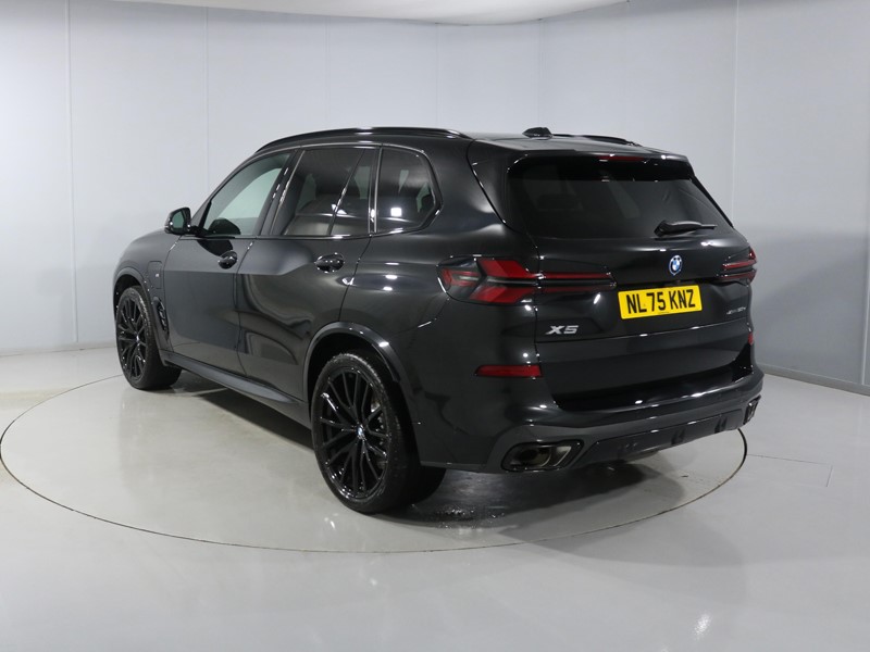 2025 (75) BMW X5 xDrive50e M Sport 5dr Auto 1