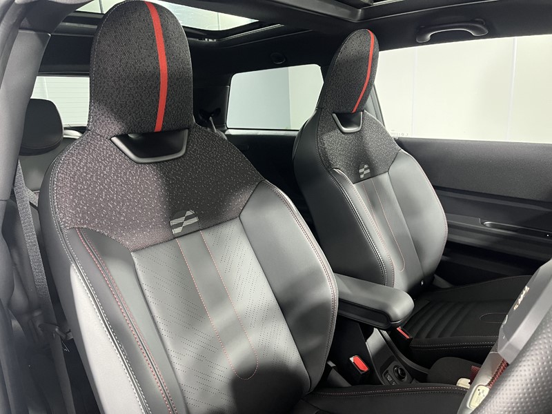 2025 (75) MINI COOPER 2.0 S Sport 3dr Auto 5316031