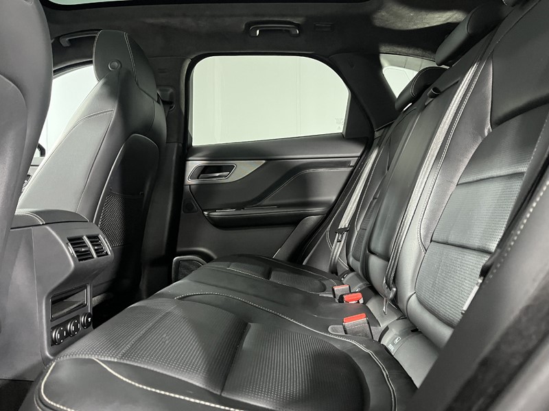 2021 (21) JAGUAR F-PACE 2.0 [250] Chequered Flag 5dr Auto AWD 4853279